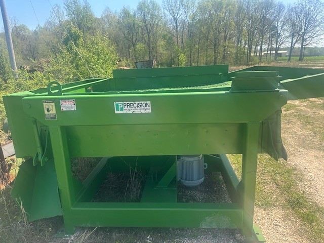 Precision Husky 7 x 7 Chip Screen
